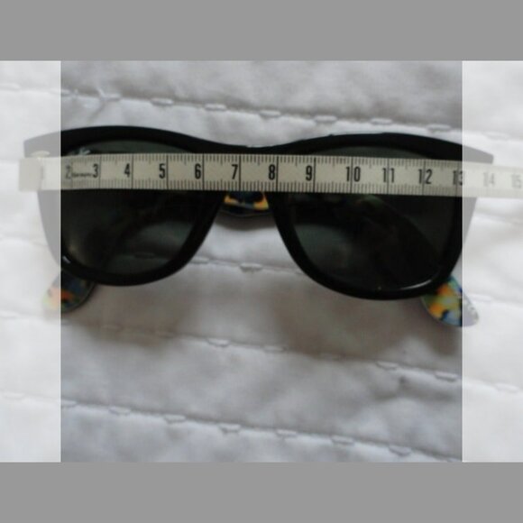 Ray Ban Wayfarer Special Edition Sunglasses - Picture 9 of 12